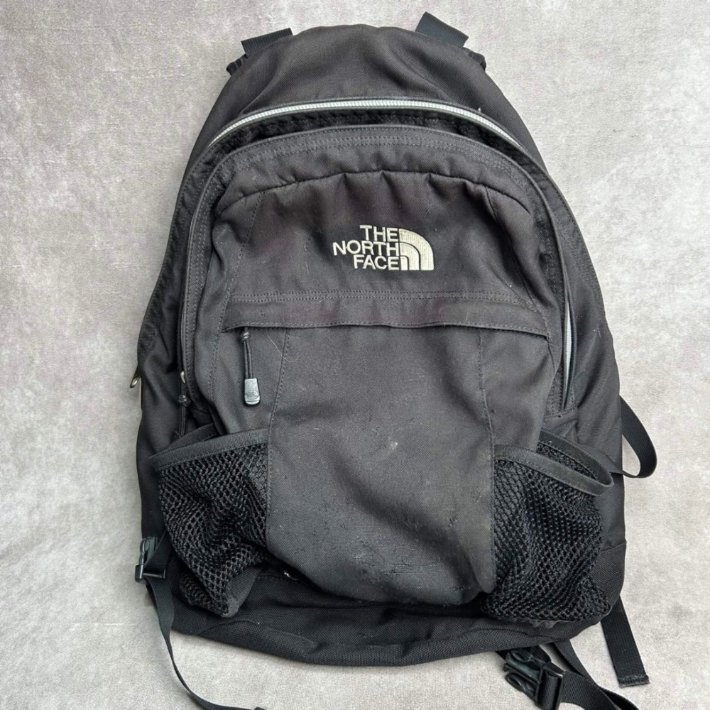 The North Face Yavapai Backpack Black Daypack Hiking School Bag Flawed Buckle